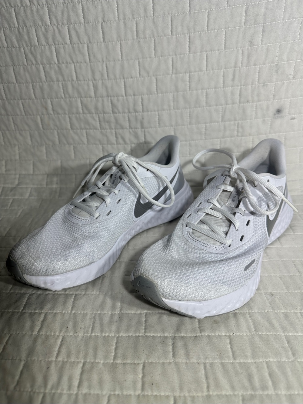 Nike Revolution 5 "White/Pure Platinum"